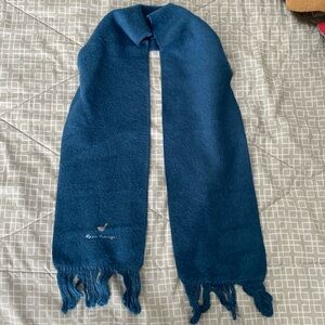 Peruvian Alpaca Camargo dark blue fringe scarf